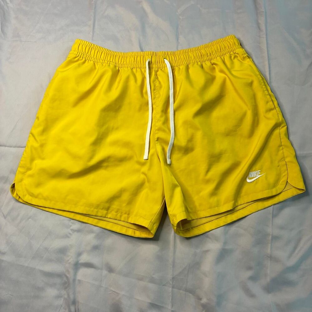 Nike Woven Flow Shorts Yellow Mesh Lined Drawstring Men's XL